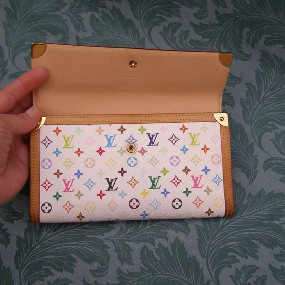 RARE Louis Vuitton x Murakami International Wallet EUC - Picture 5 of 16